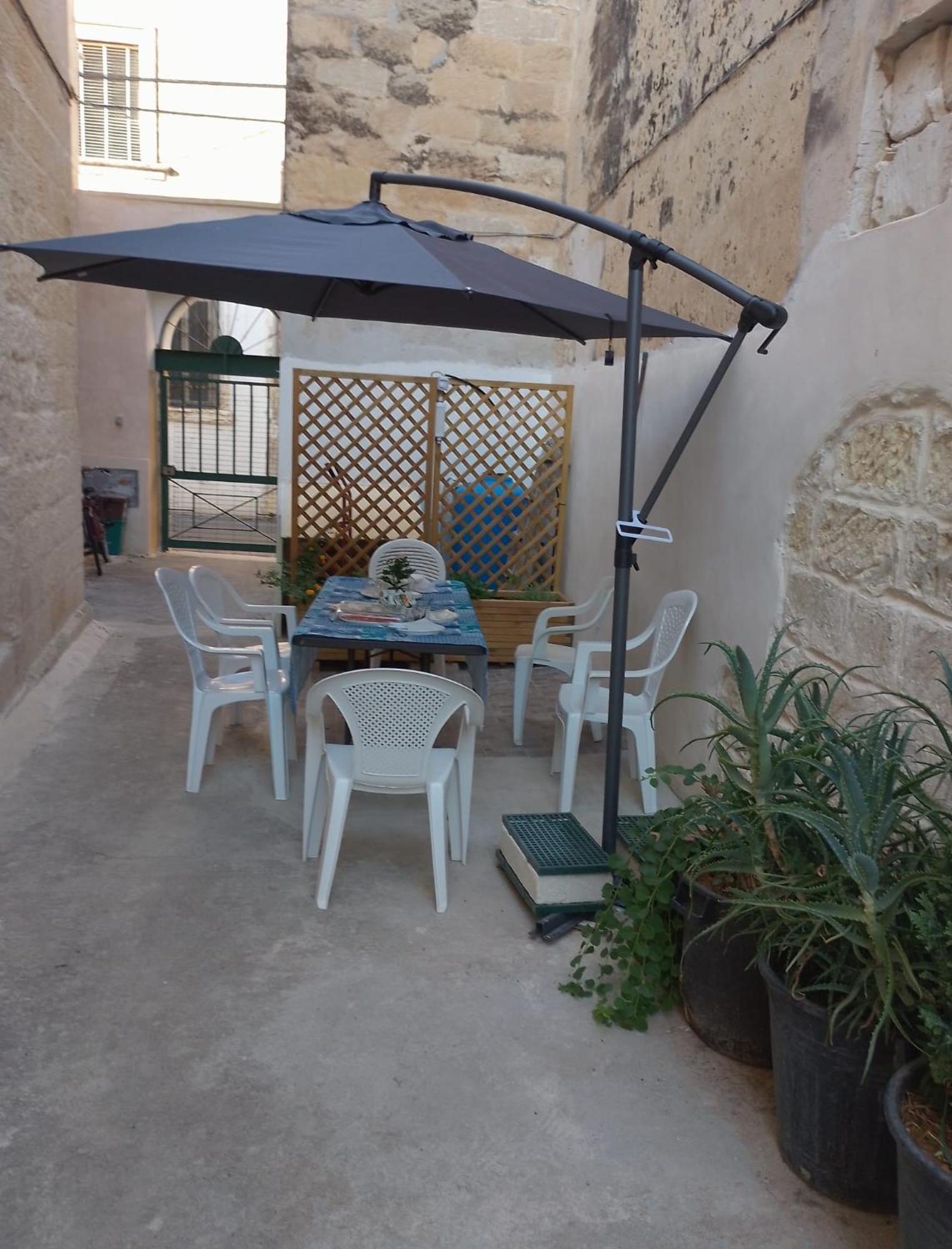 La Corte Della Zia Santa Appartement San Cesario di Lecce Buitenkant foto